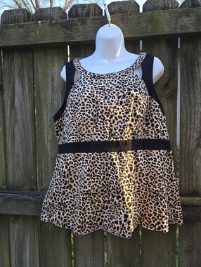 Torrid Sleeveless Leopard Top